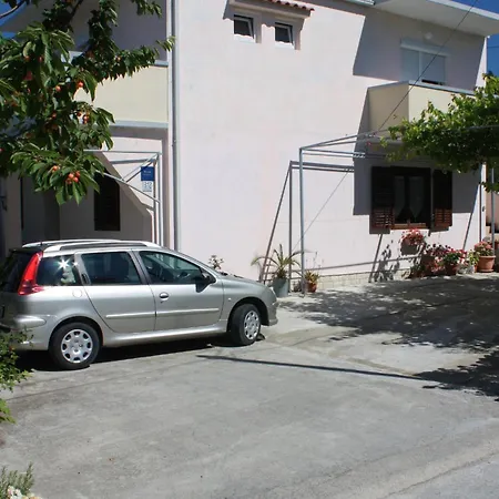 With Parking Space Palit, Rab - 4957 * Mundanije